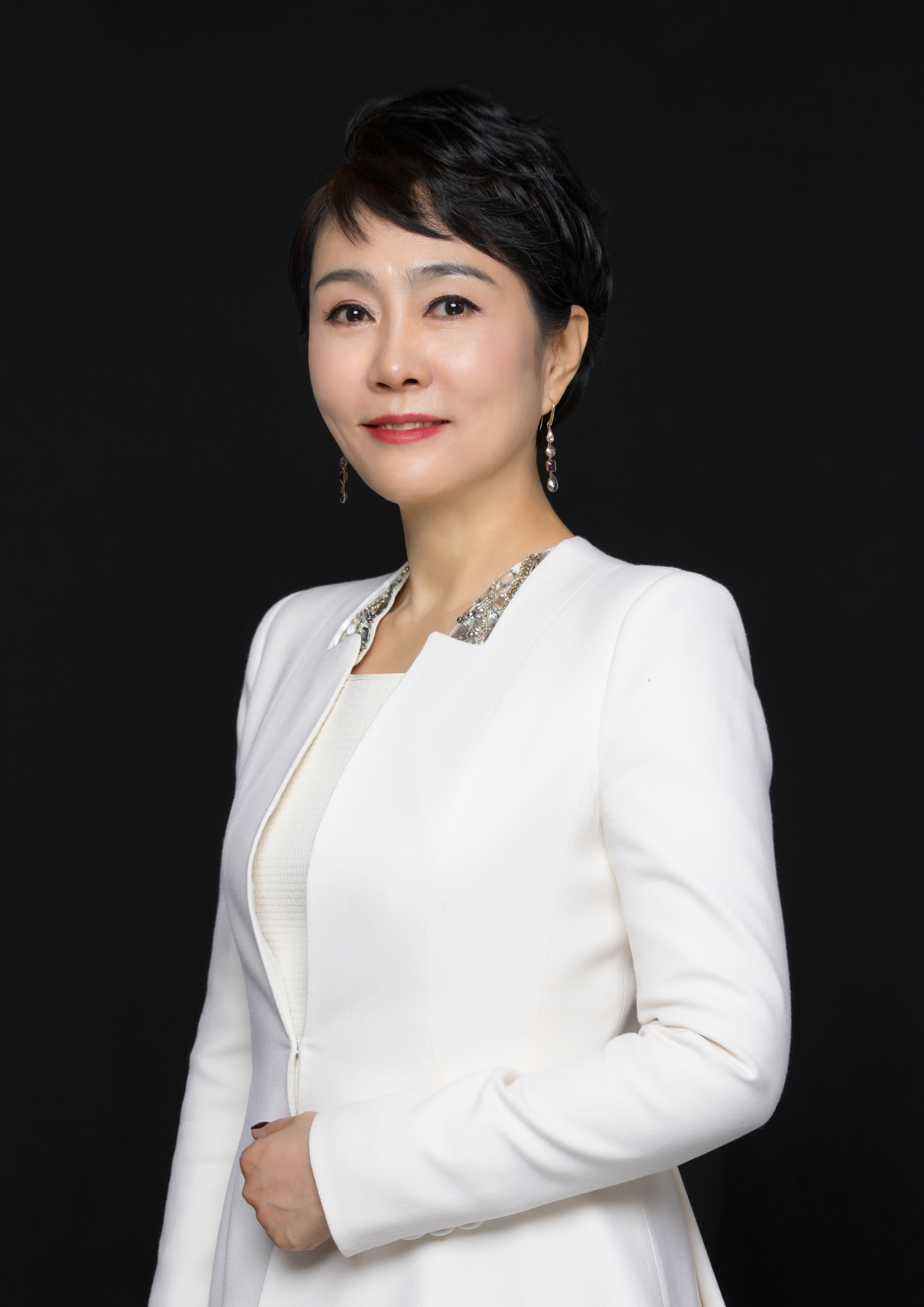Diana Kim – CEO